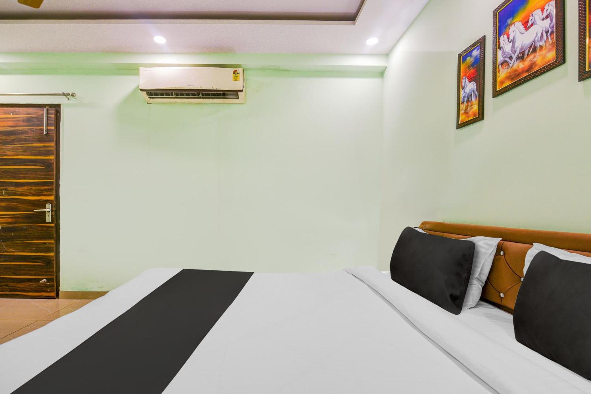 Hotel O Ridge Way Stays Фаридабад Экстерьер фото